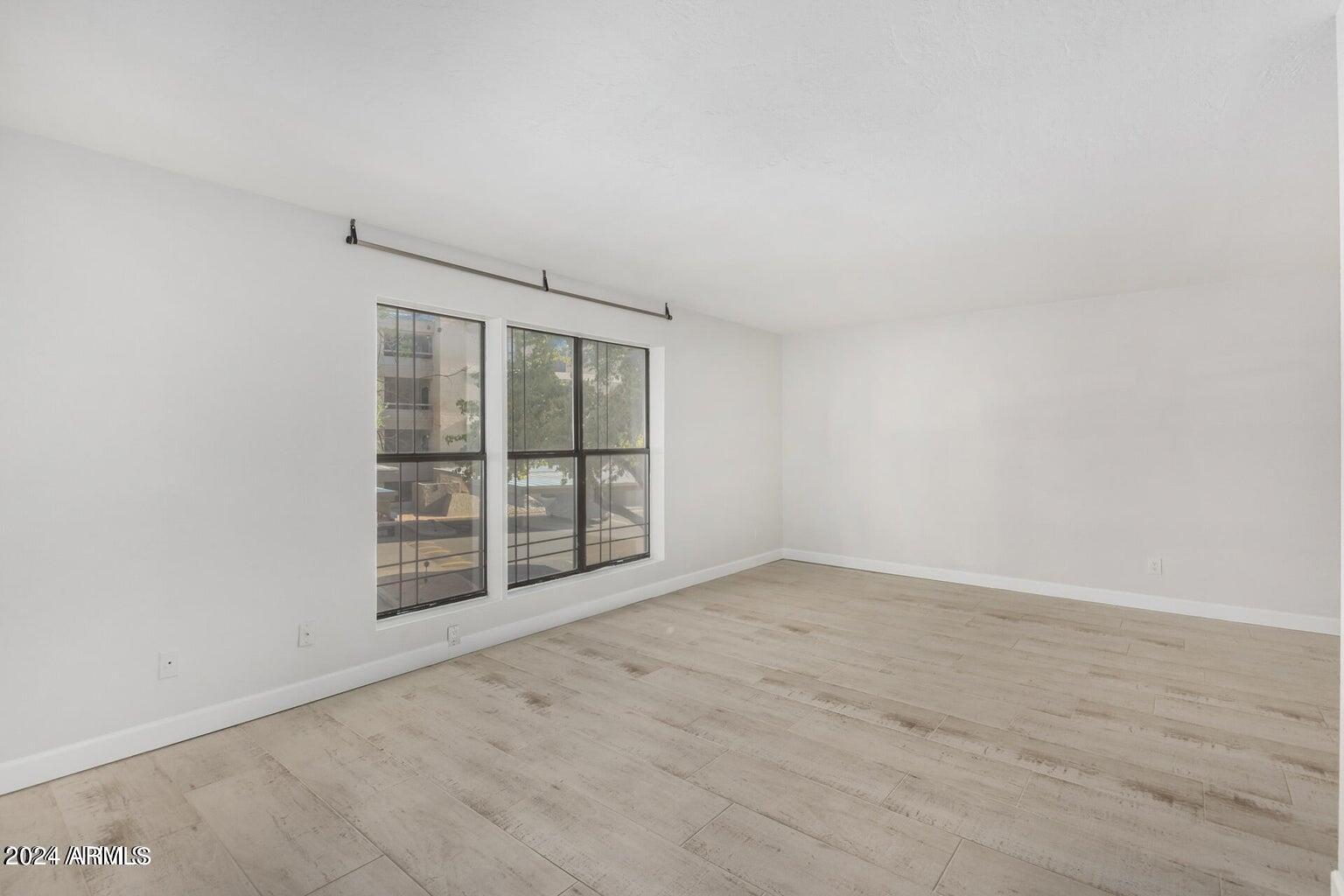 5124 N 31ST Place # 528