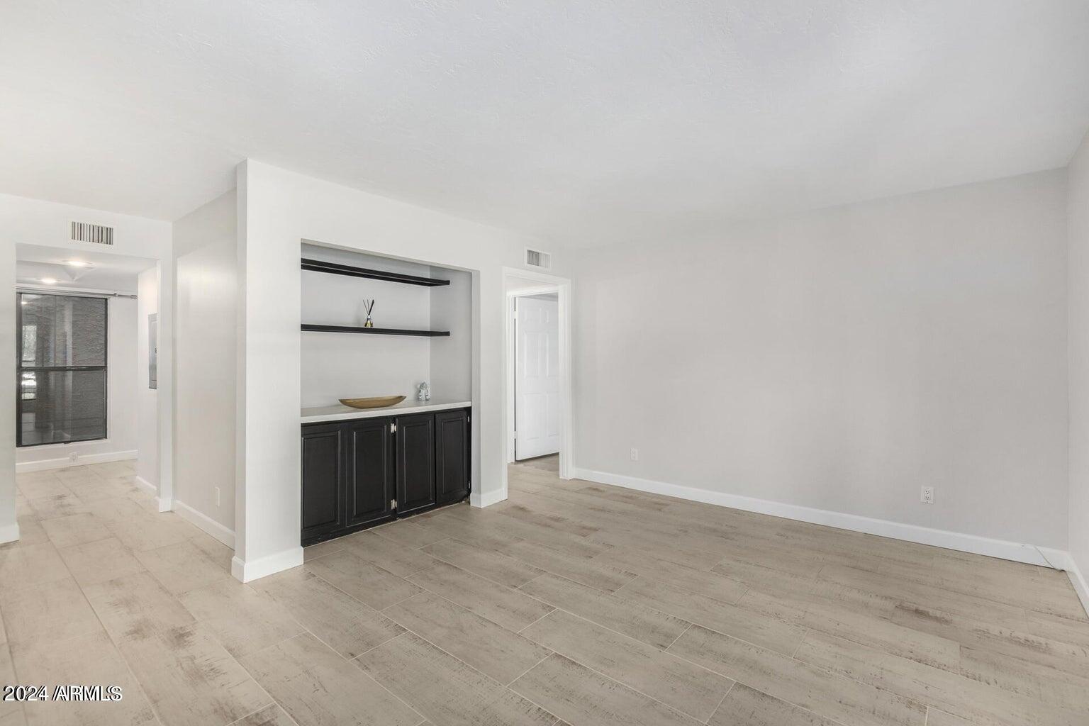 5124 N 31ST Place # 528