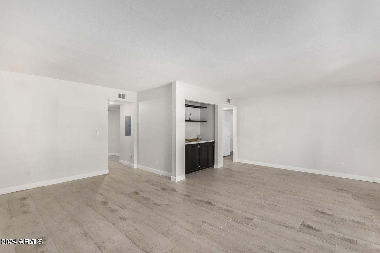 5124 N 31ST Place # 528
