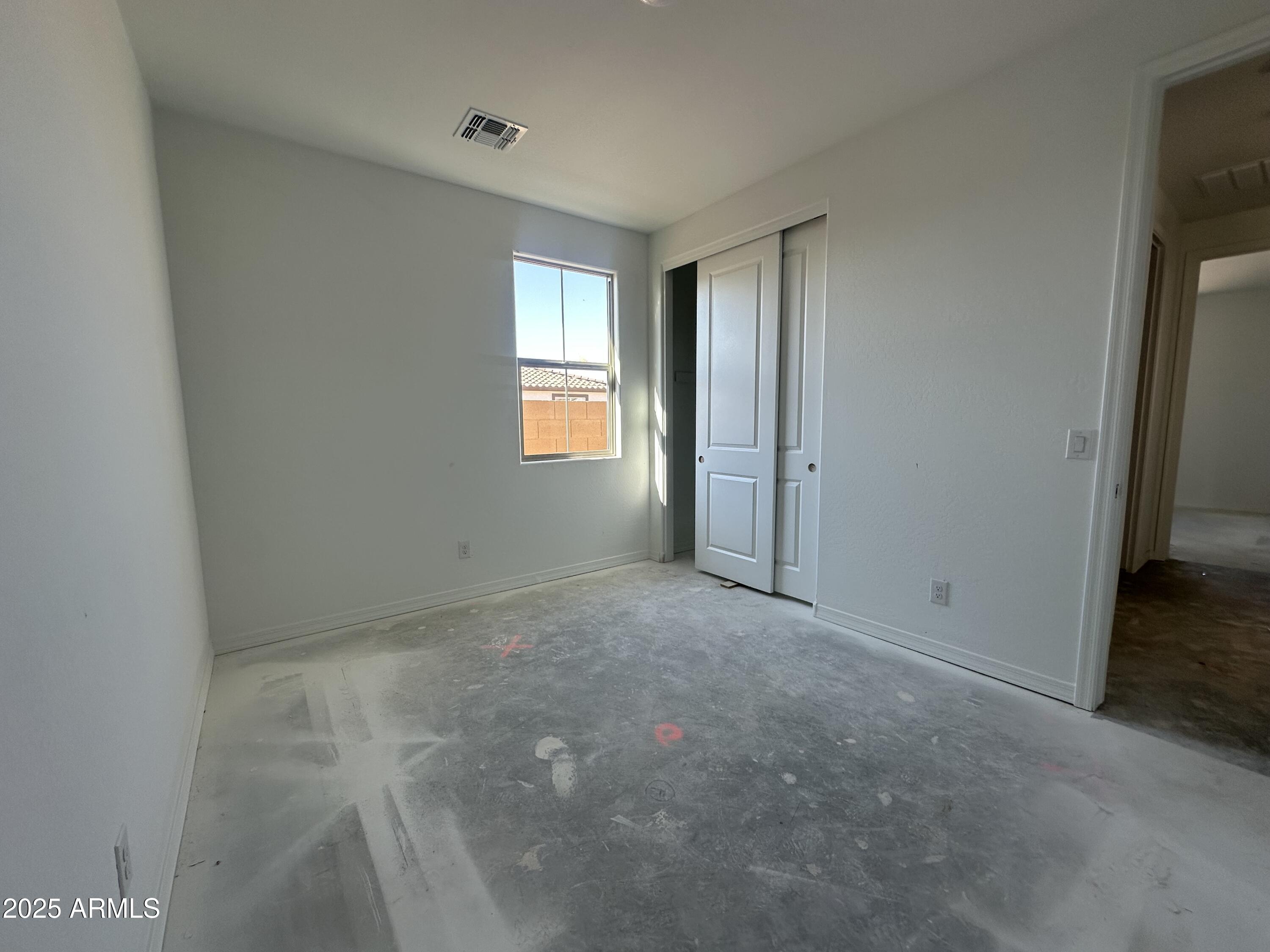 22857 E ROUNDUP Way