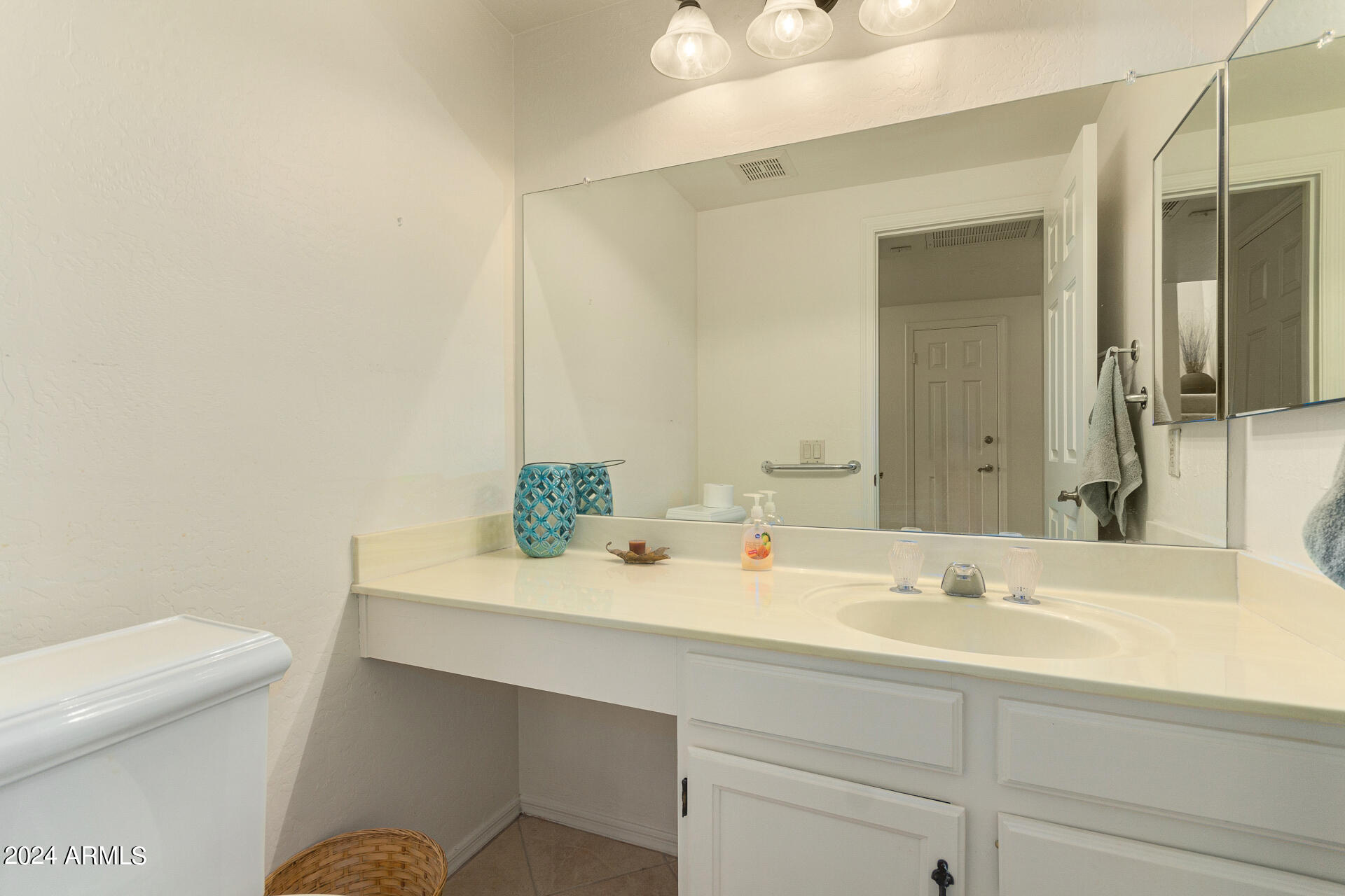 9705 E Mountain View Road # 1168