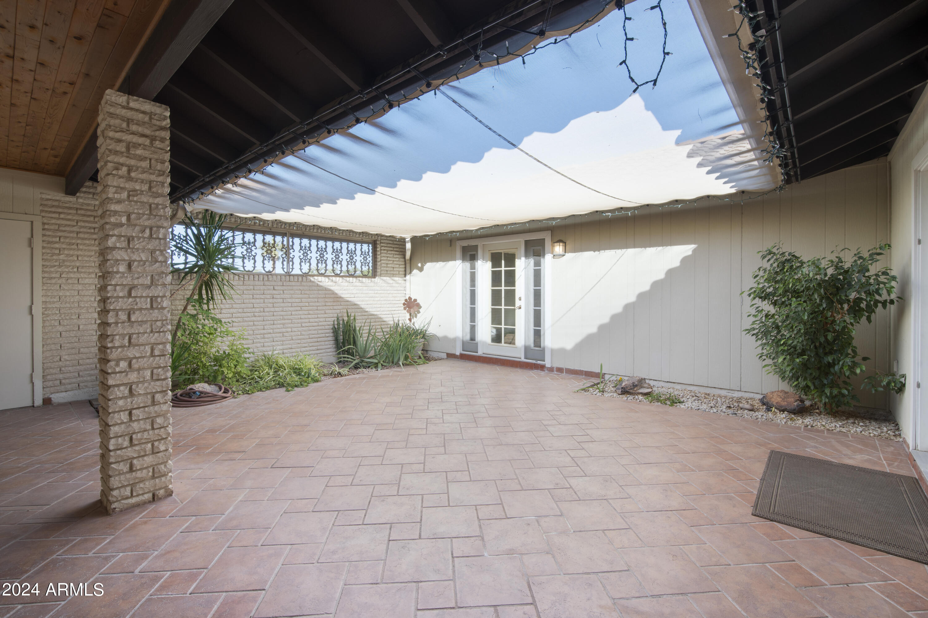 10101 W CAMEO Drive