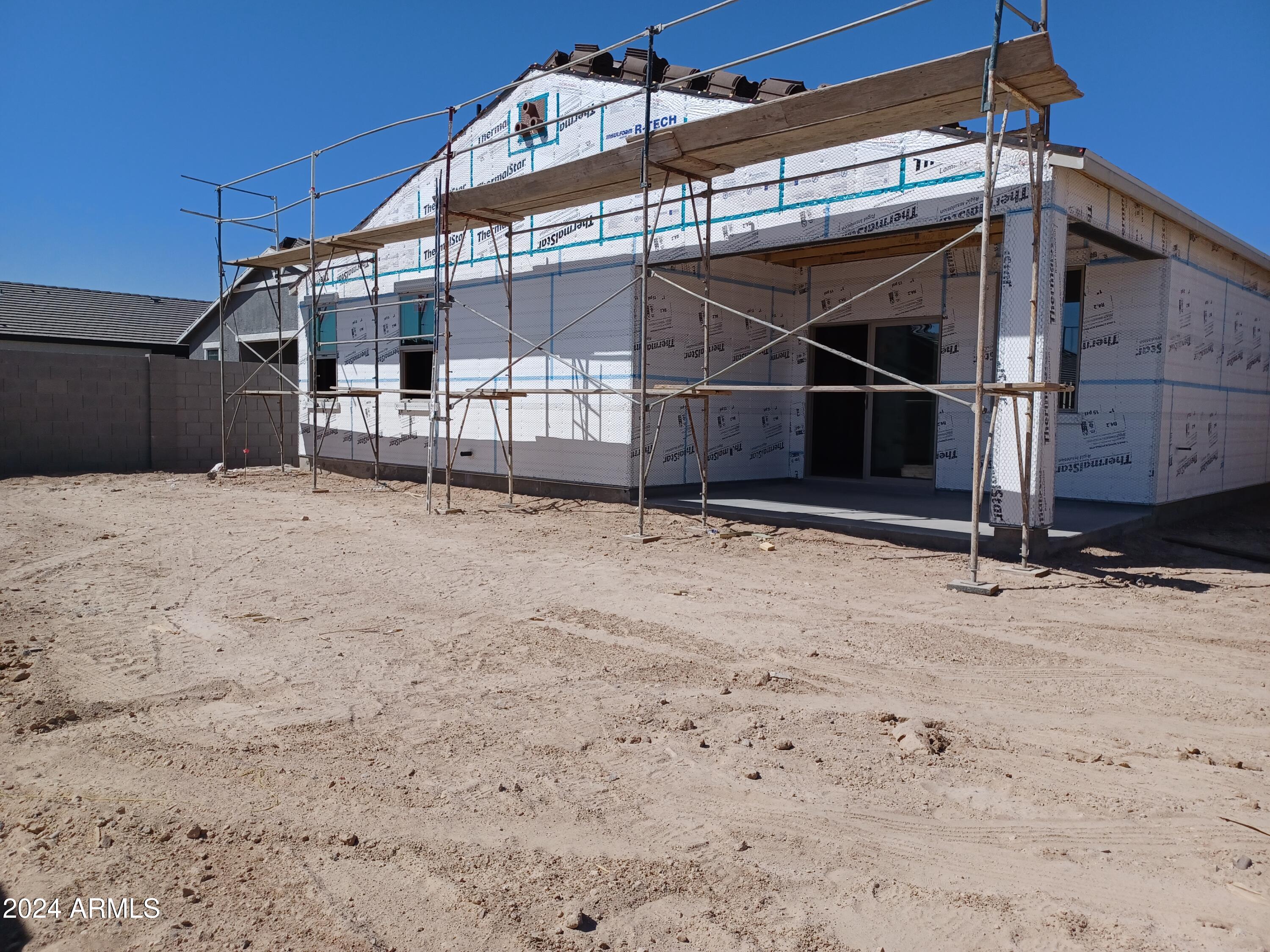 24123 W SUNLAND Avenue