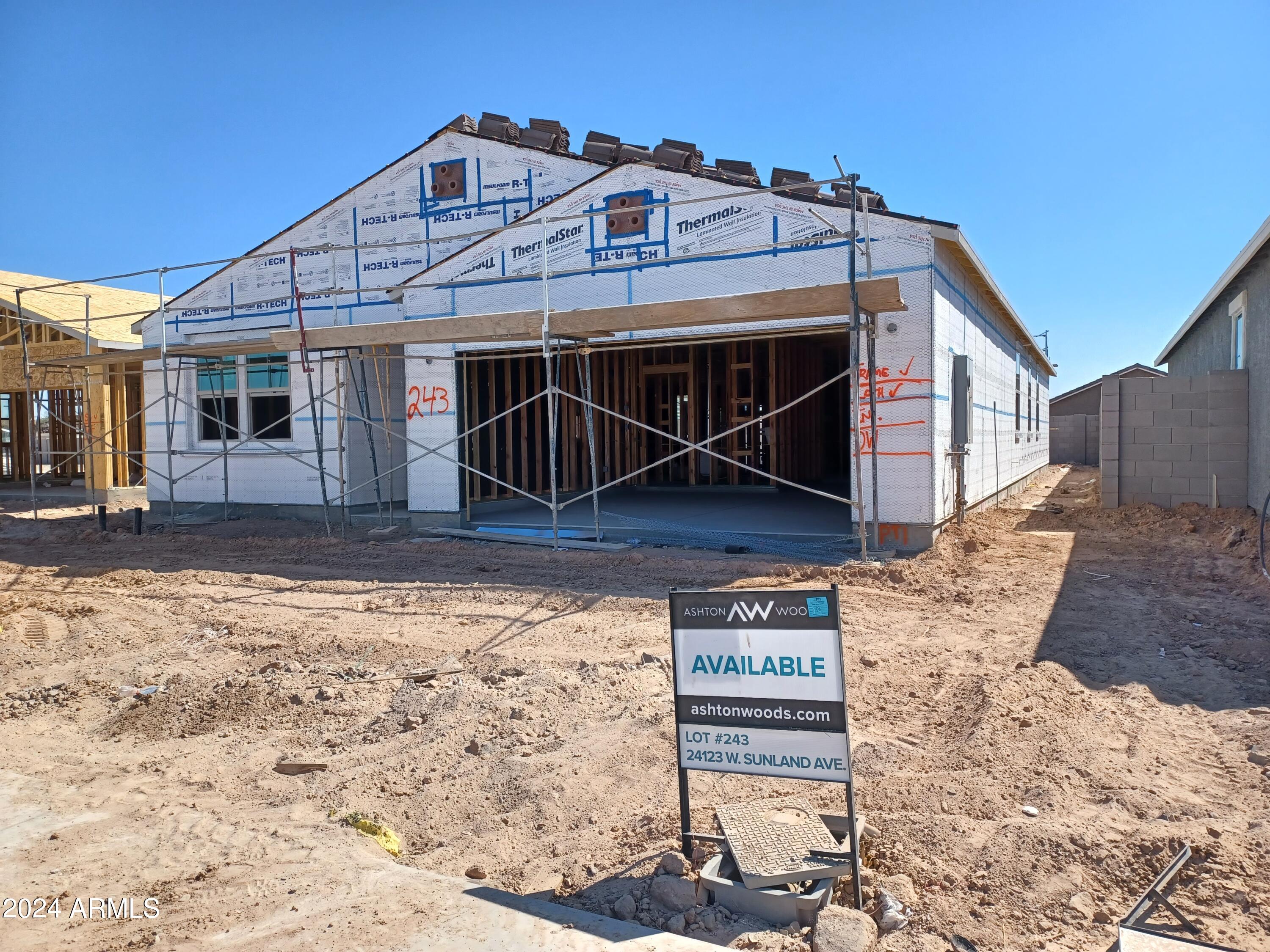 24123 W SUNLAND Avenue