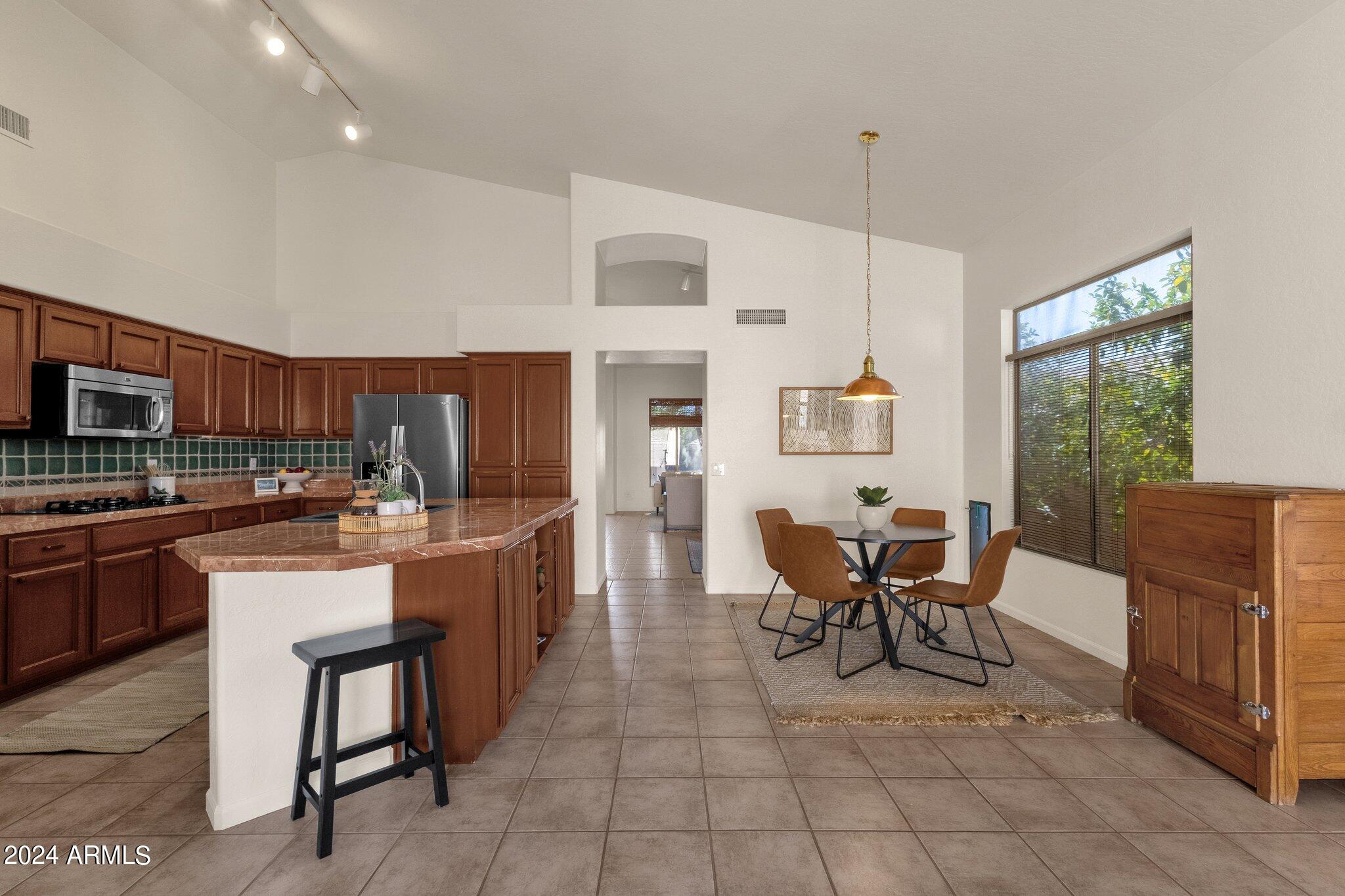 6334 E VIEWMONT Drive # 46
