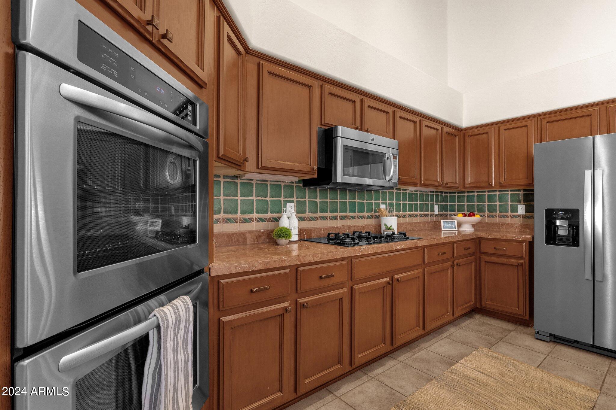 6334 E VIEWMONT Drive # 46