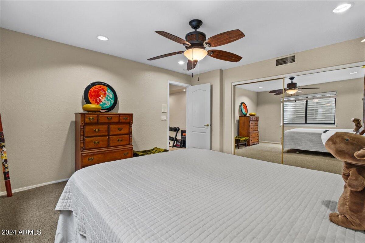 1227 E JEANINE Drive