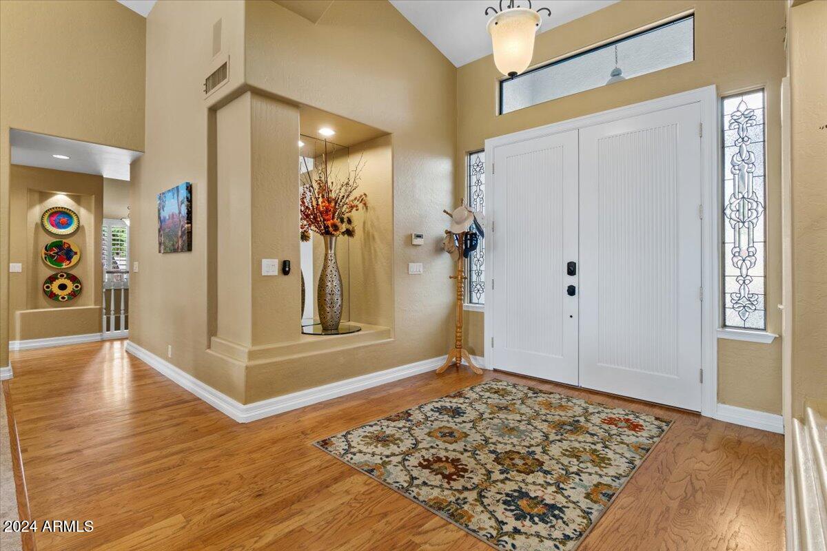 1227 E JEANINE Drive