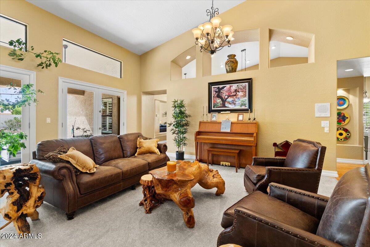 1227 E JEANINE Drive