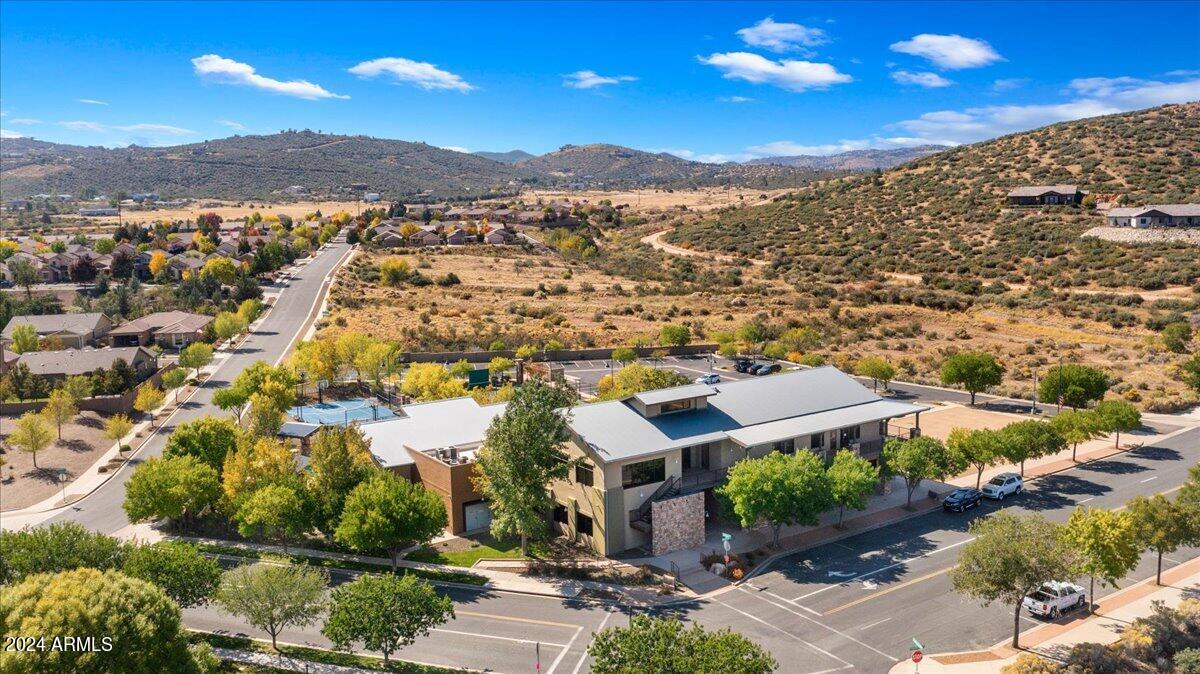 1569 N RANGE VIEW Circle