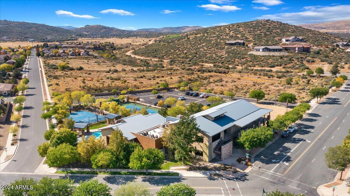 1569 N RANGE VIEW Circle