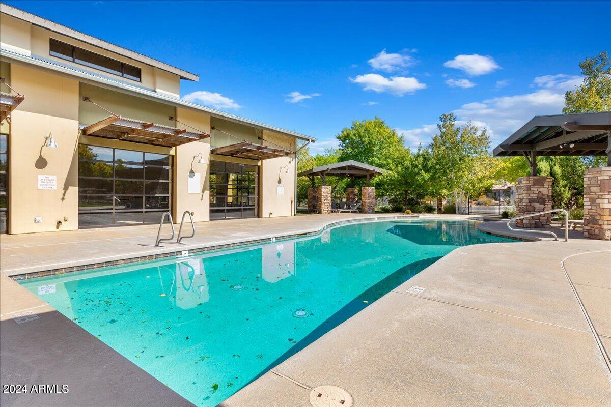 1569 N RANGE VIEW Circle