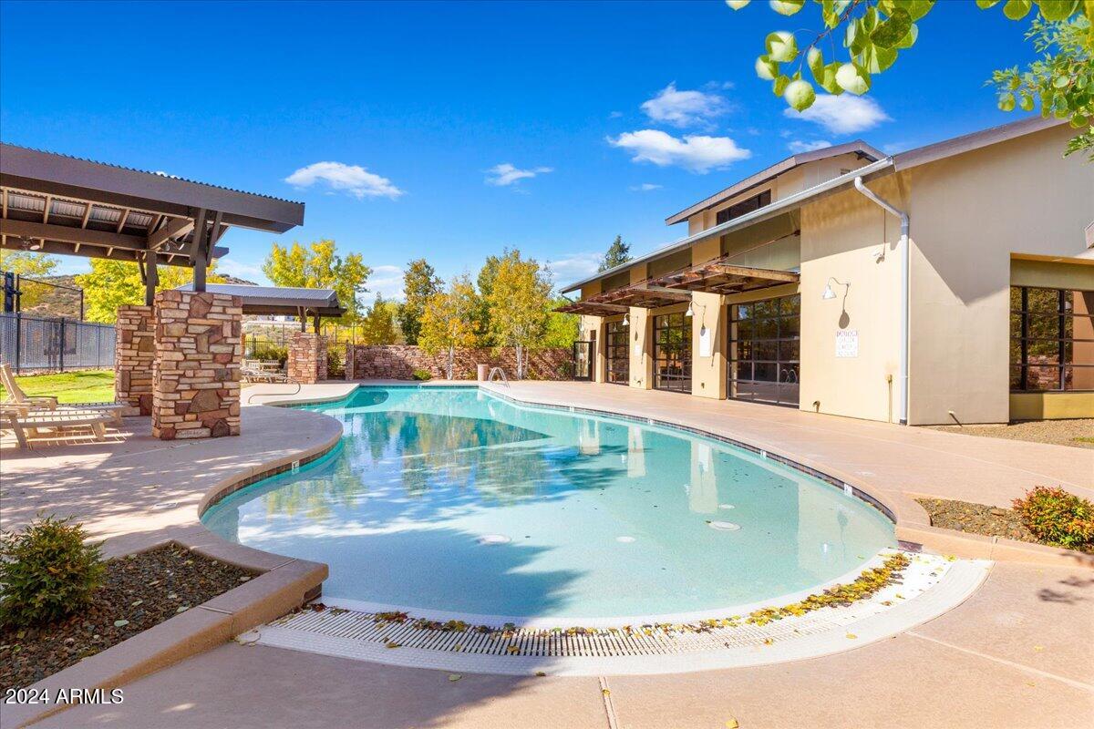 1569 N RANGE VIEW Circle