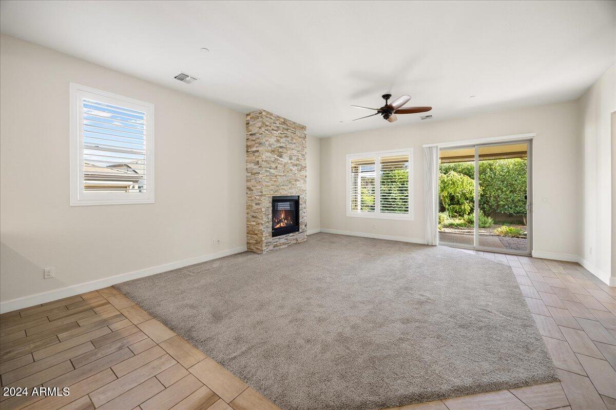 1569 N RANGE VIEW Circle