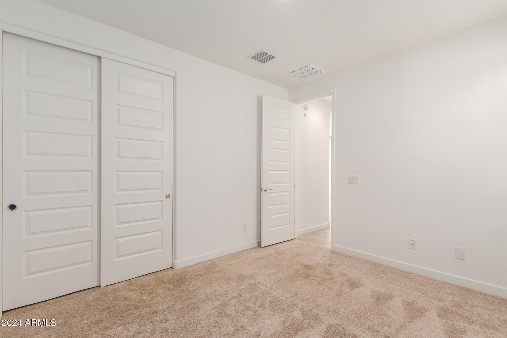 8911 W SOLANO Drive