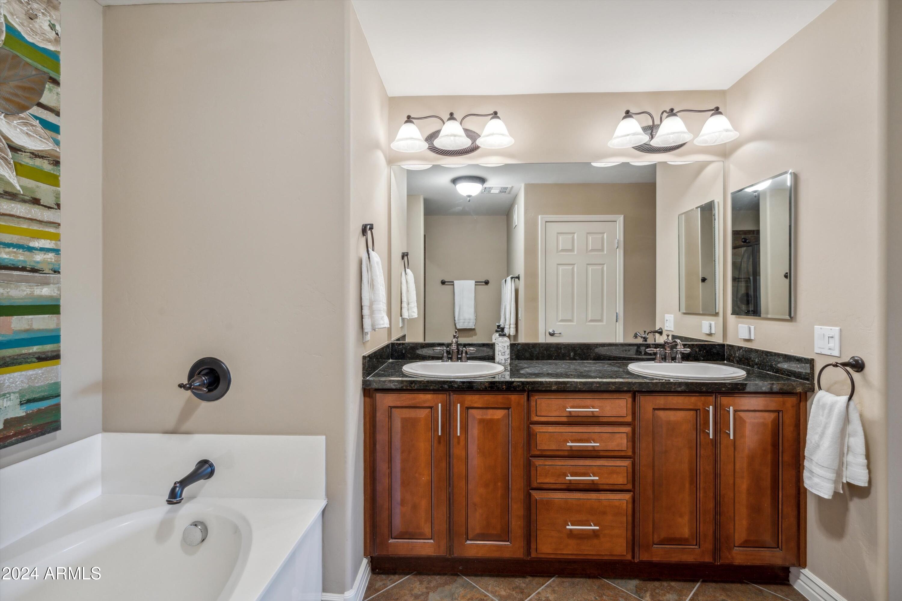 5350 E DEER VALLEY Drive # 2252