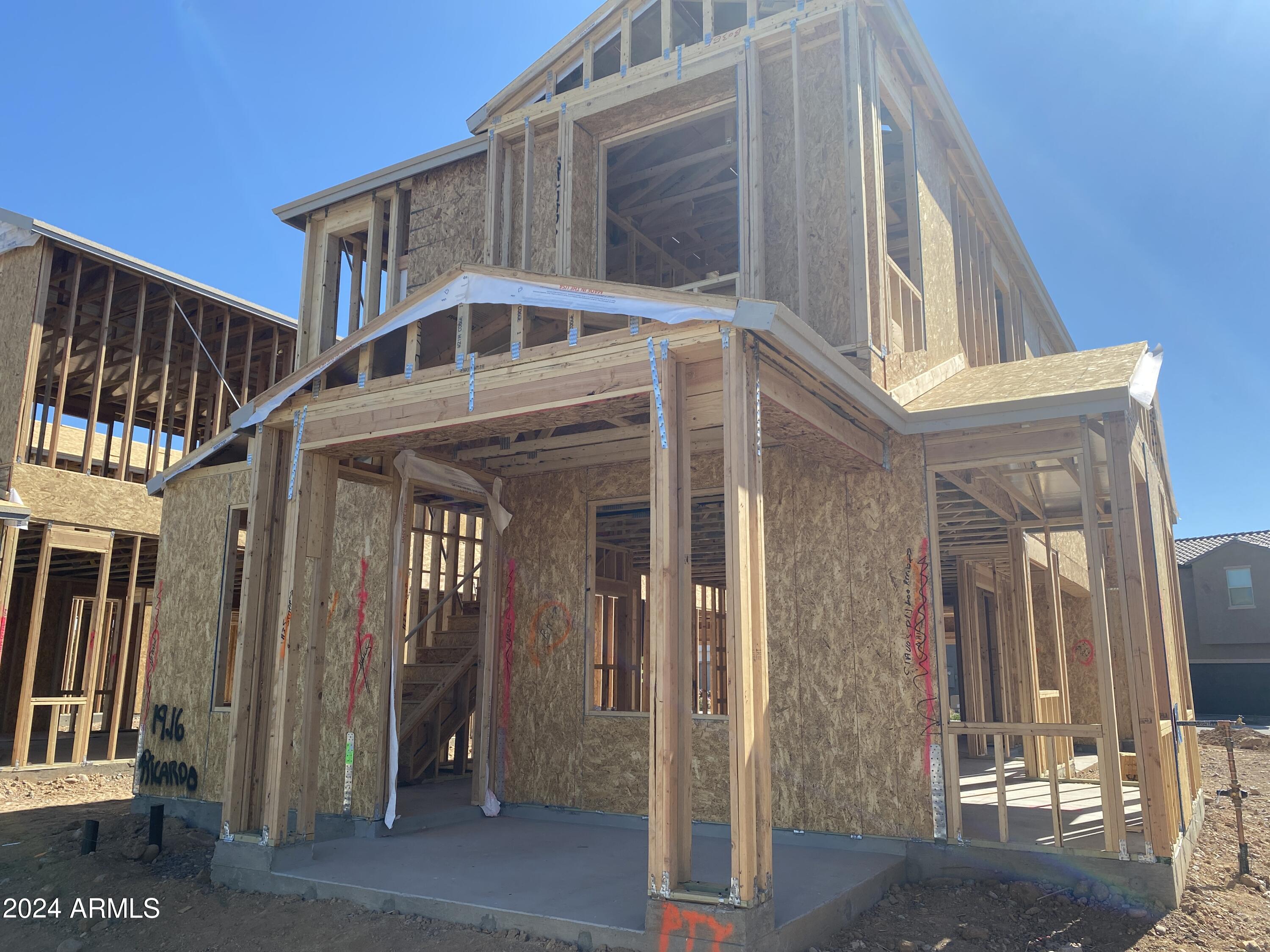 2223 W CHISUM Trail