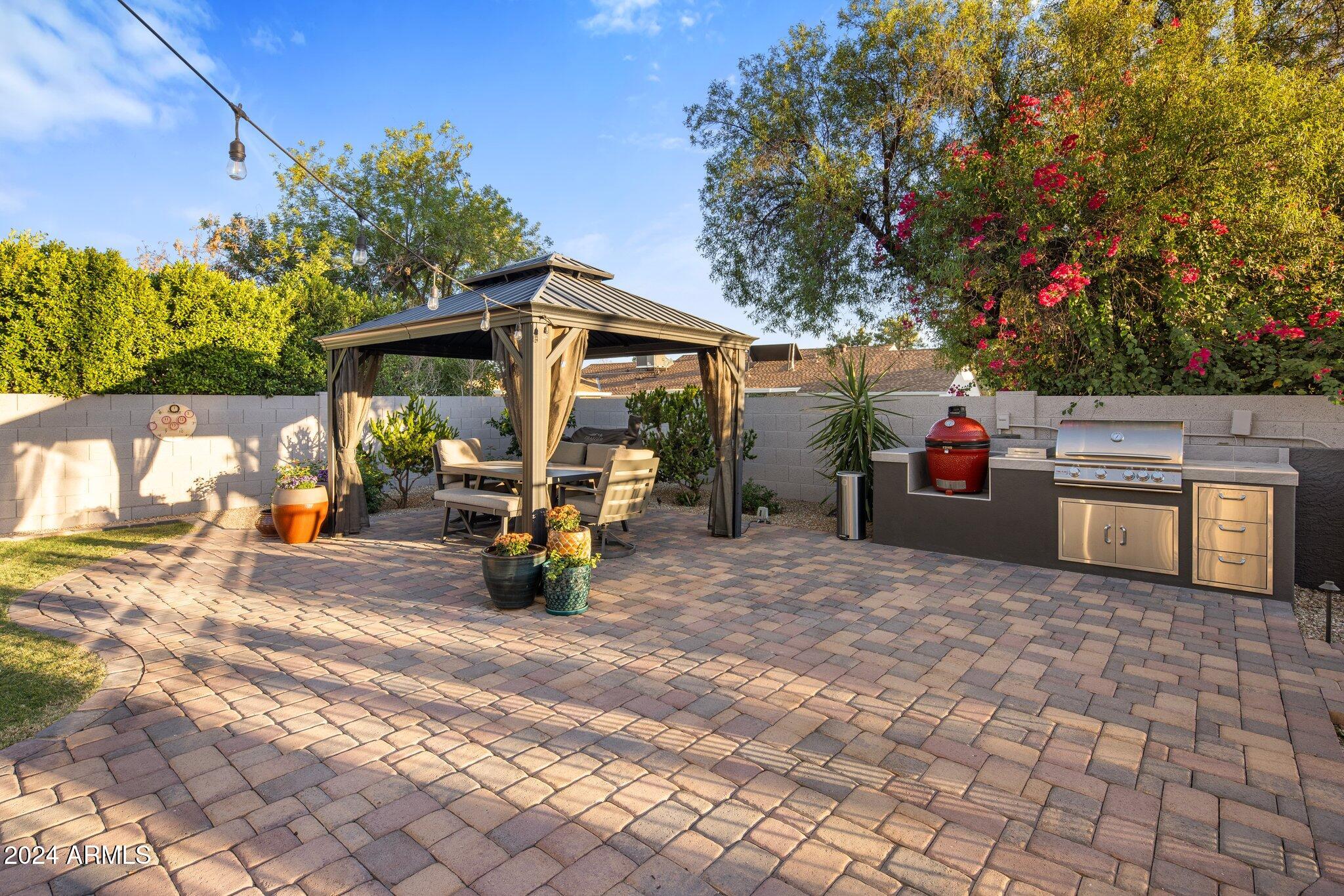 5349 E KELTON Lane