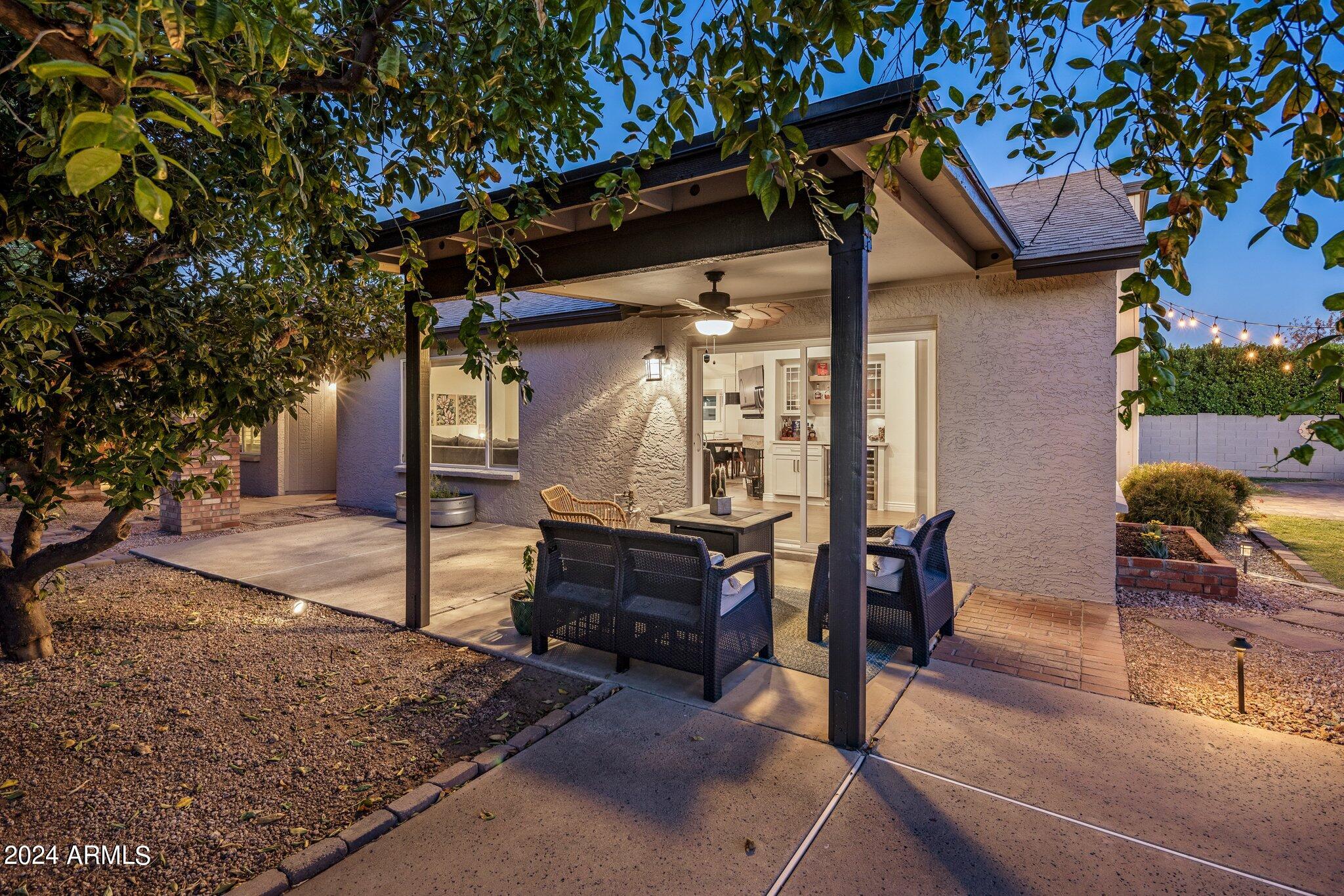 5349 E KELTON Lane