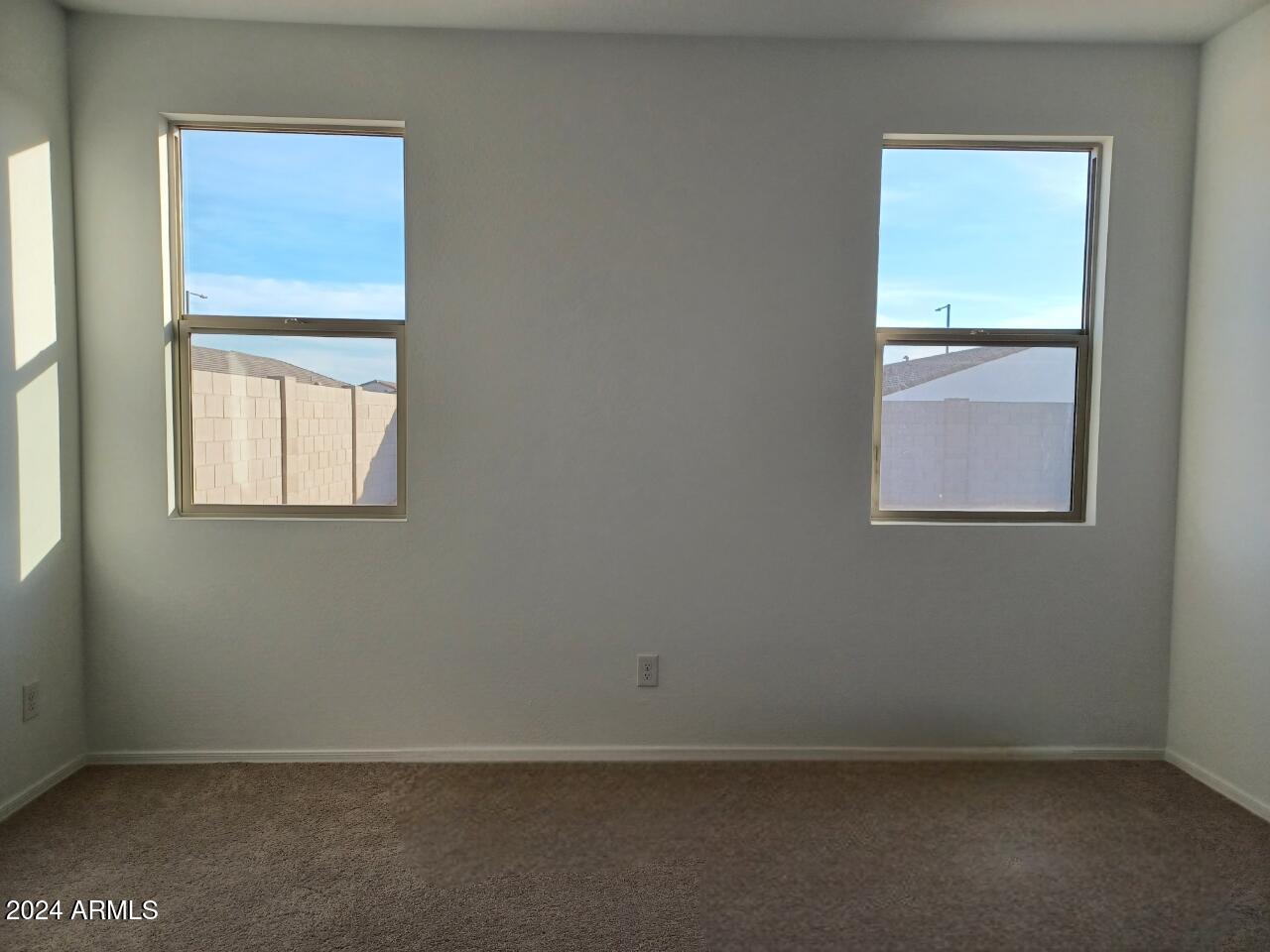 24115 W SUNLAND Avenue