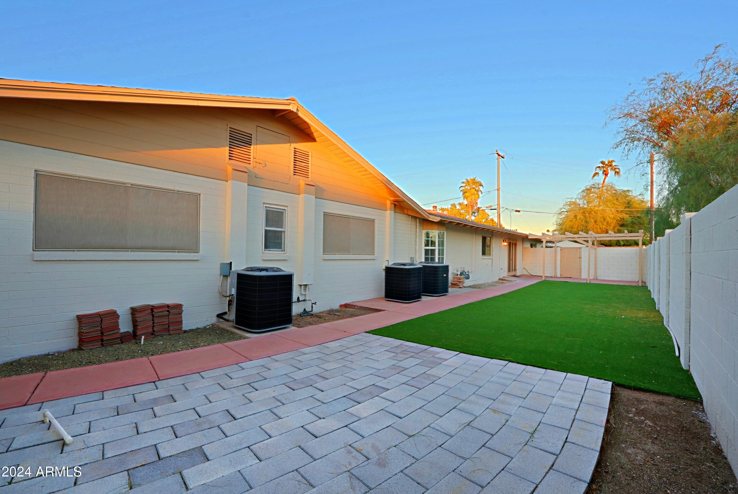 6203 N 12TH Place # 1