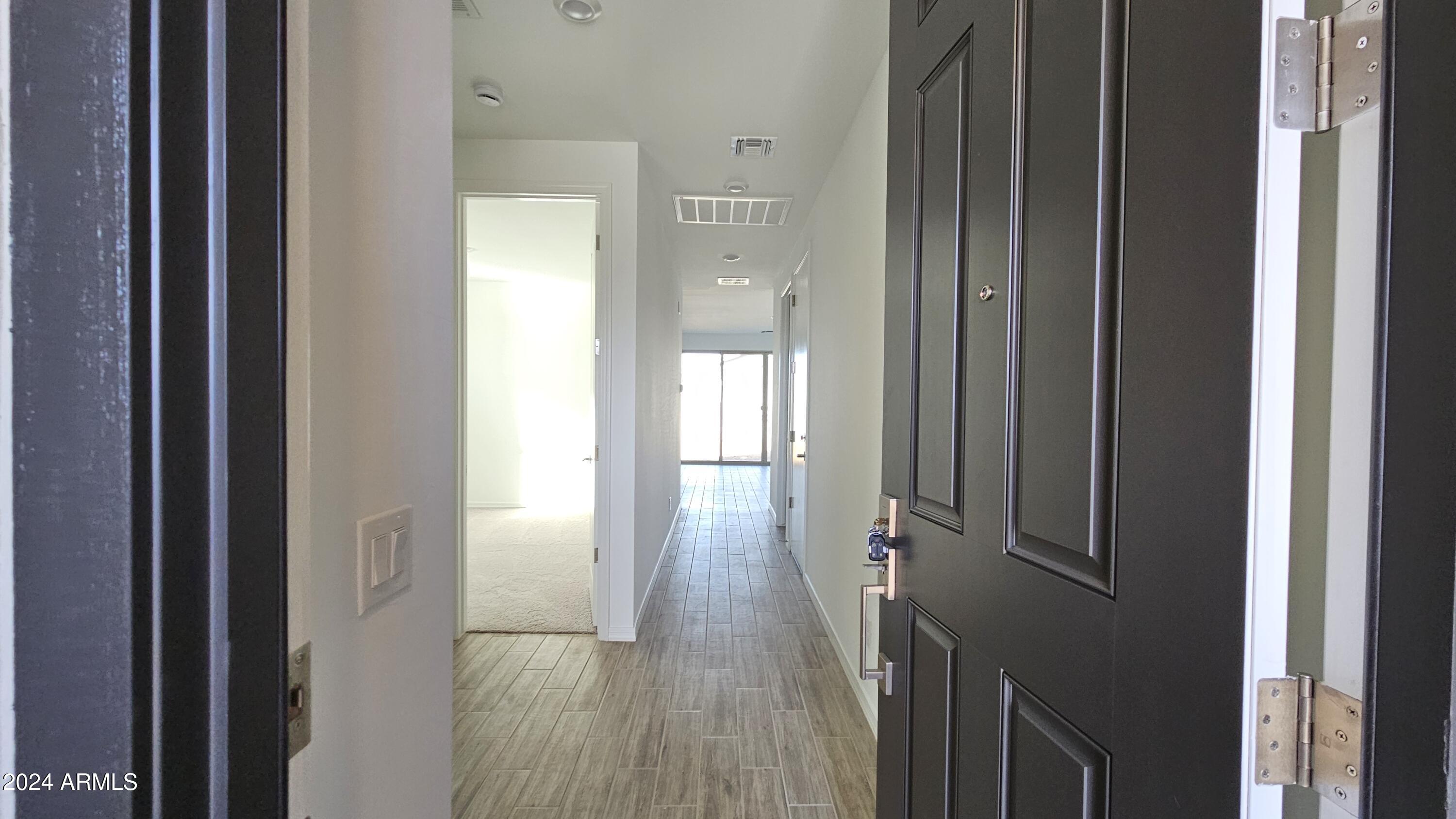 37562 N COWBOY Lane