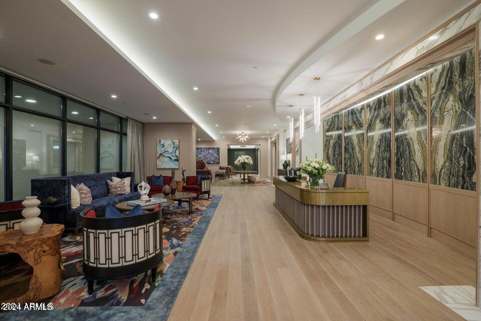 4240 E CAMELBACK Road # 201