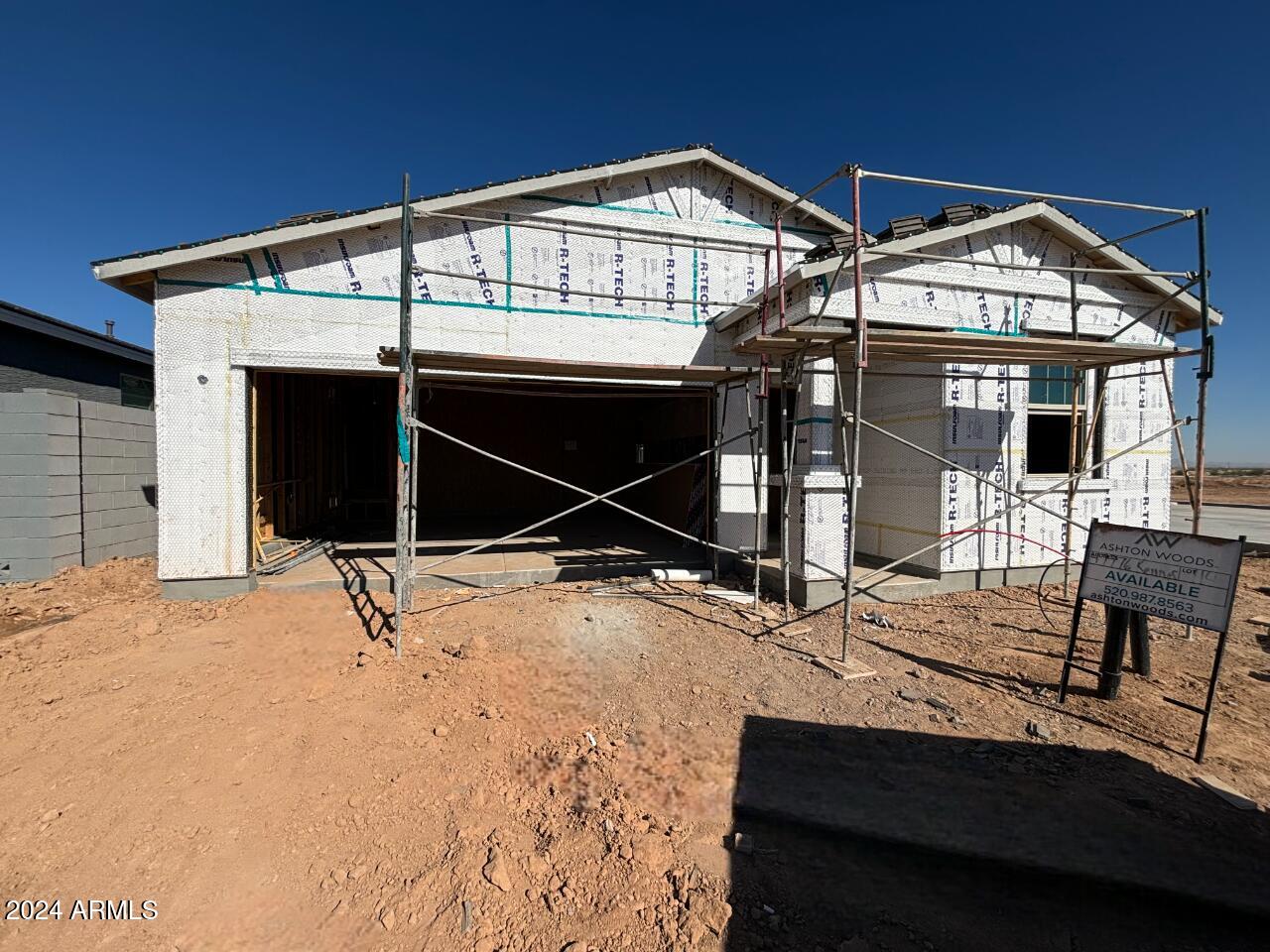 47776 W KENNER Drive