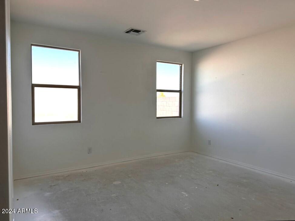 24118 W SUNLAND Avenue