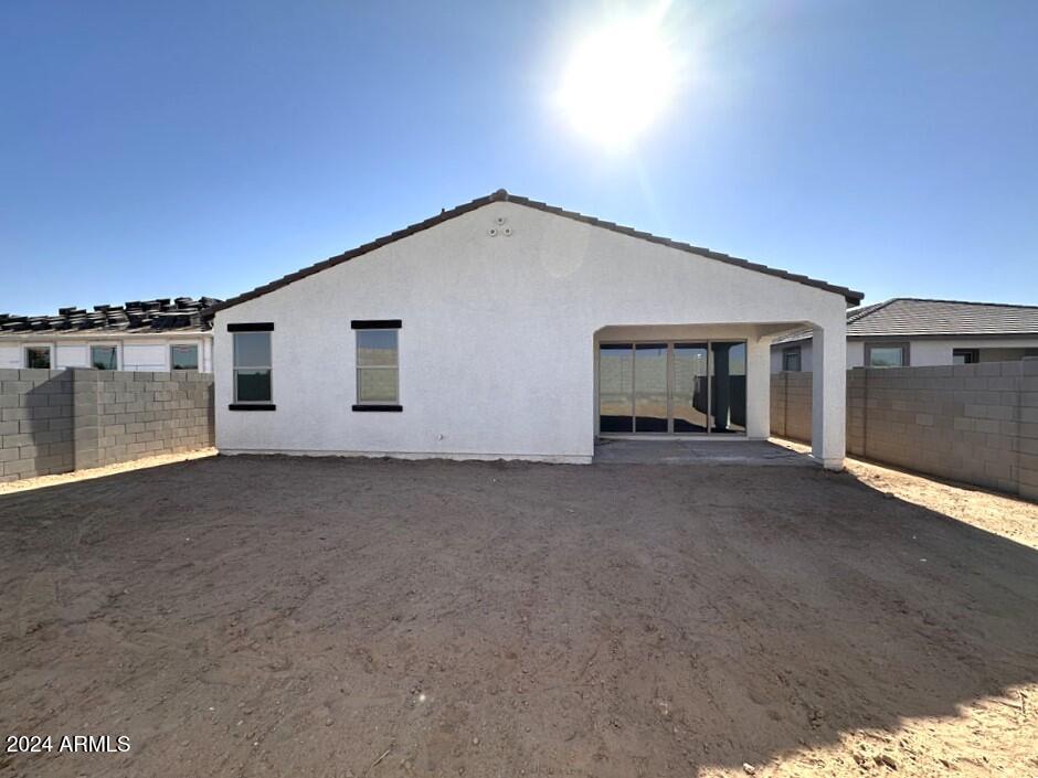 24118 W SUNLAND Avenue