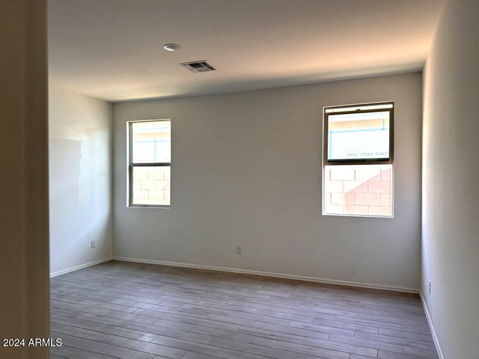 24118 W SUNLAND Avenue