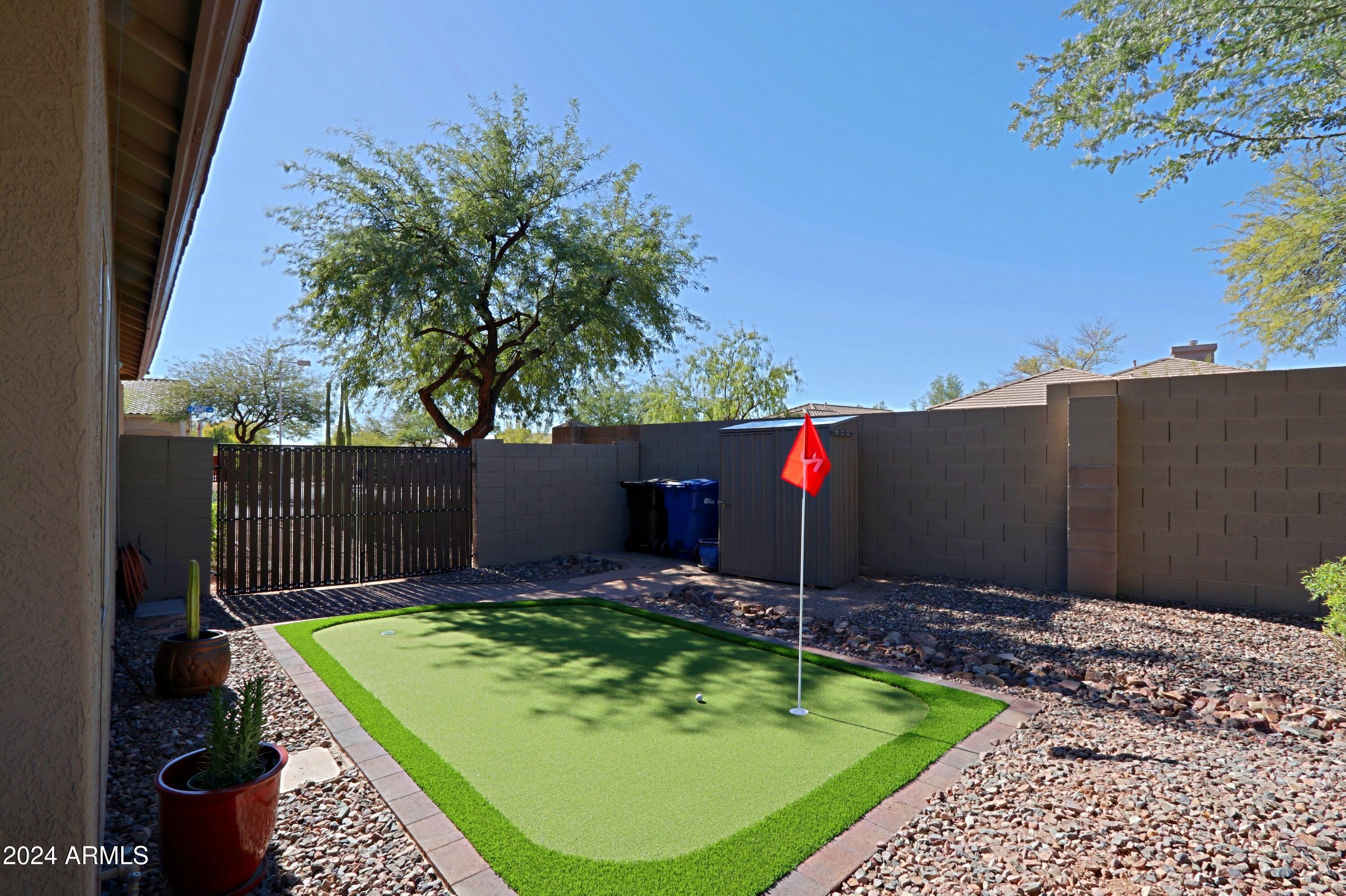 9338 E LAUREL Circle