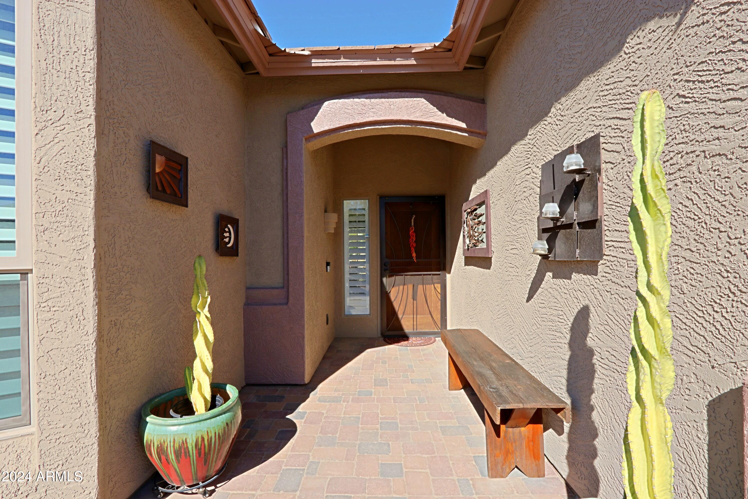 9338 E LAUREL Circle