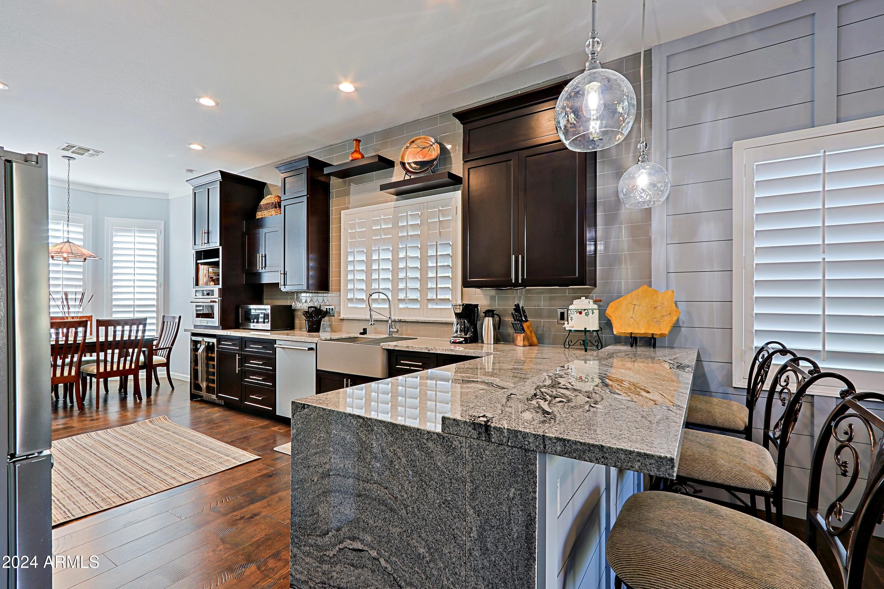 9338 E LAUREL Circle