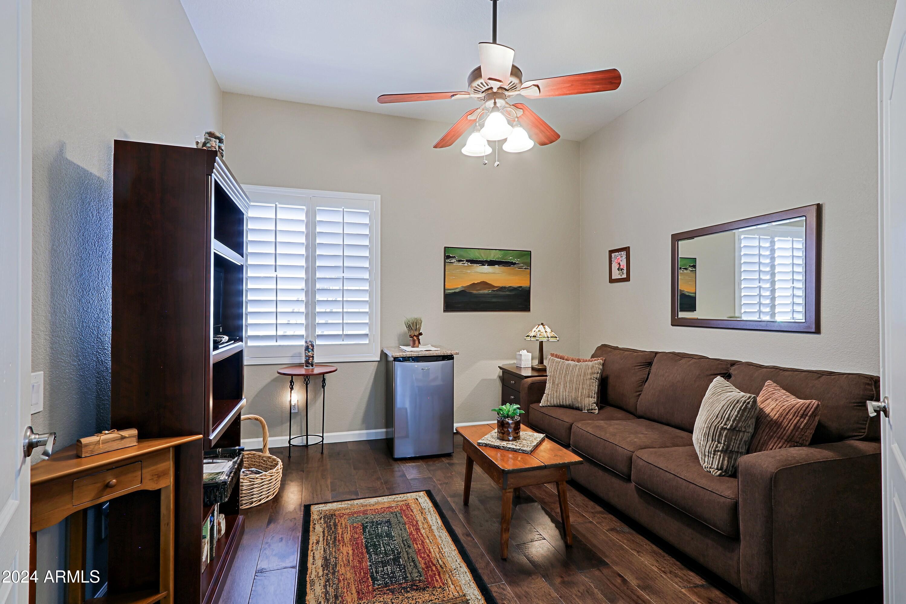 9338 E LAUREL Circle