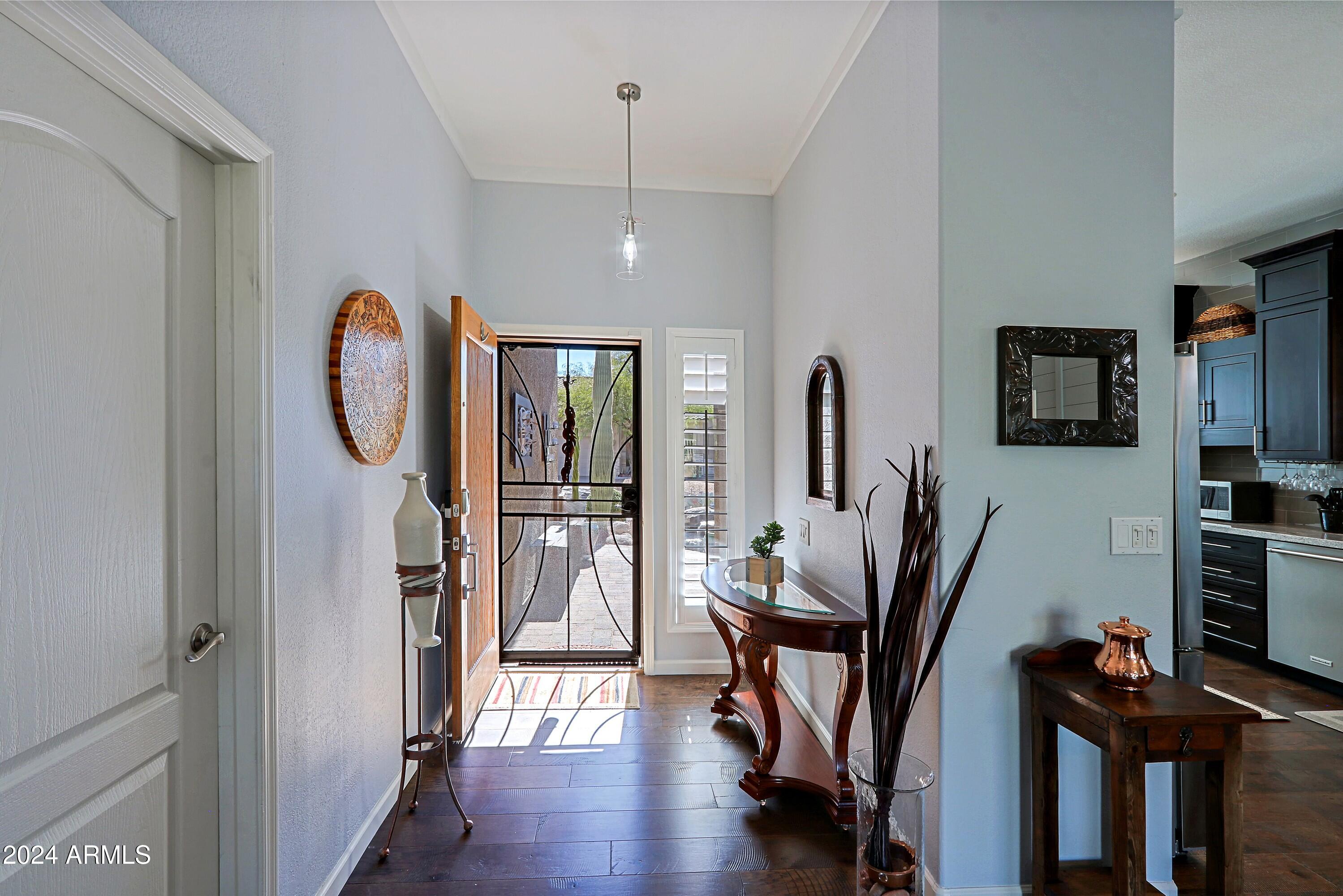 9338 E LAUREL Circle