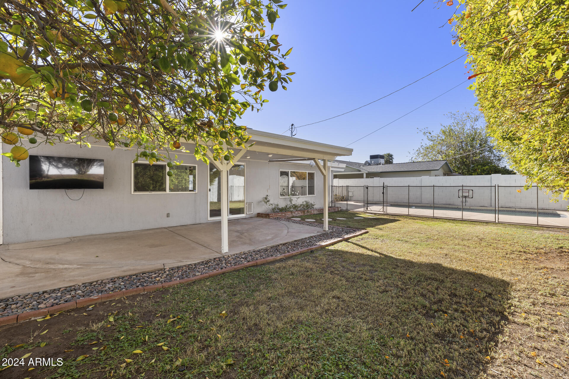 4322 E MULBERRY Drive