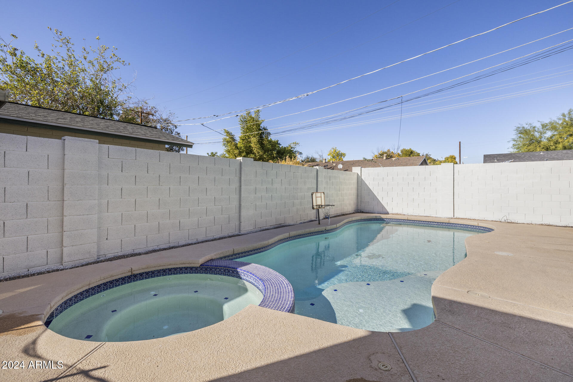 4322 E MULBERRY Drive