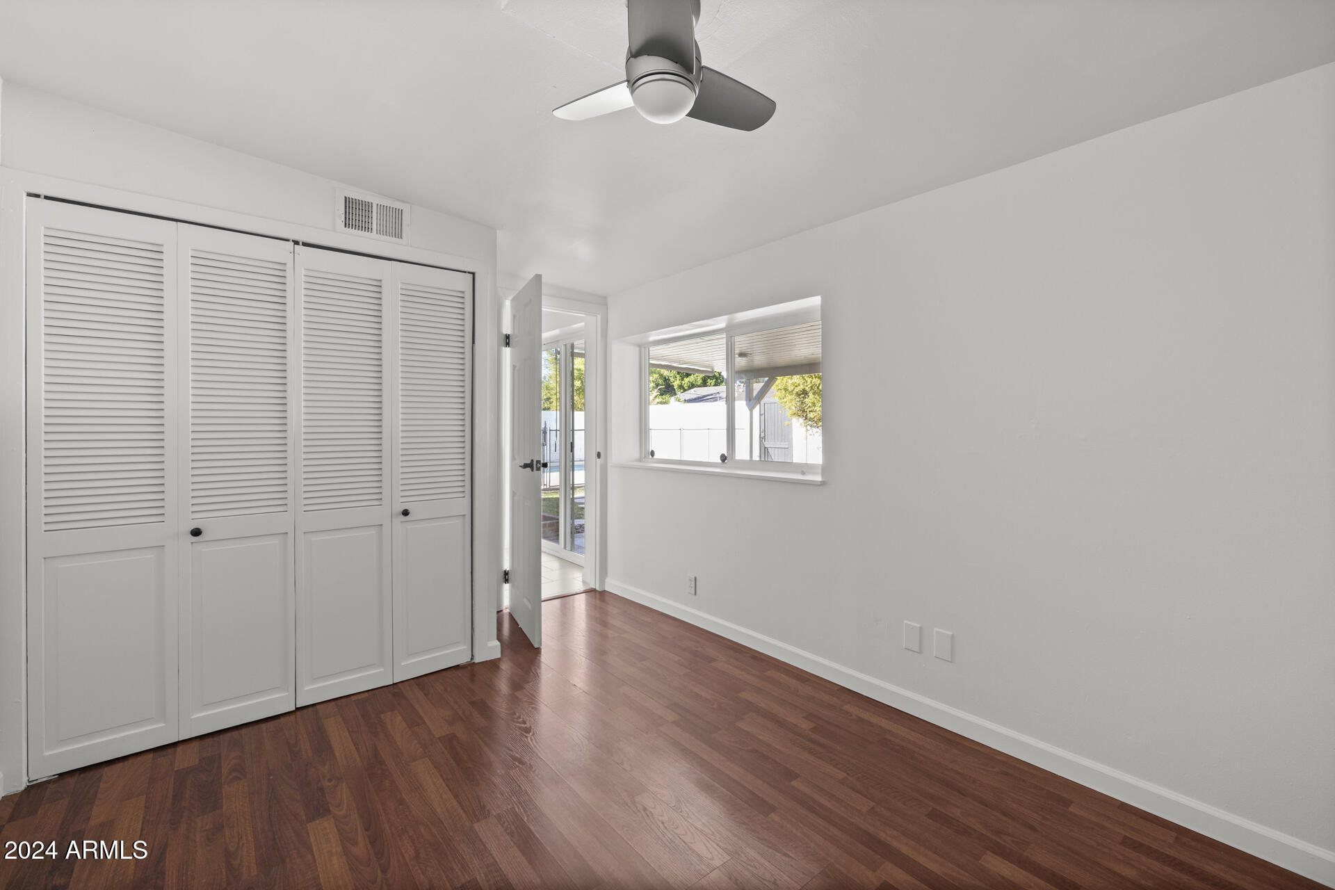 4322 E MULBERRY Drive