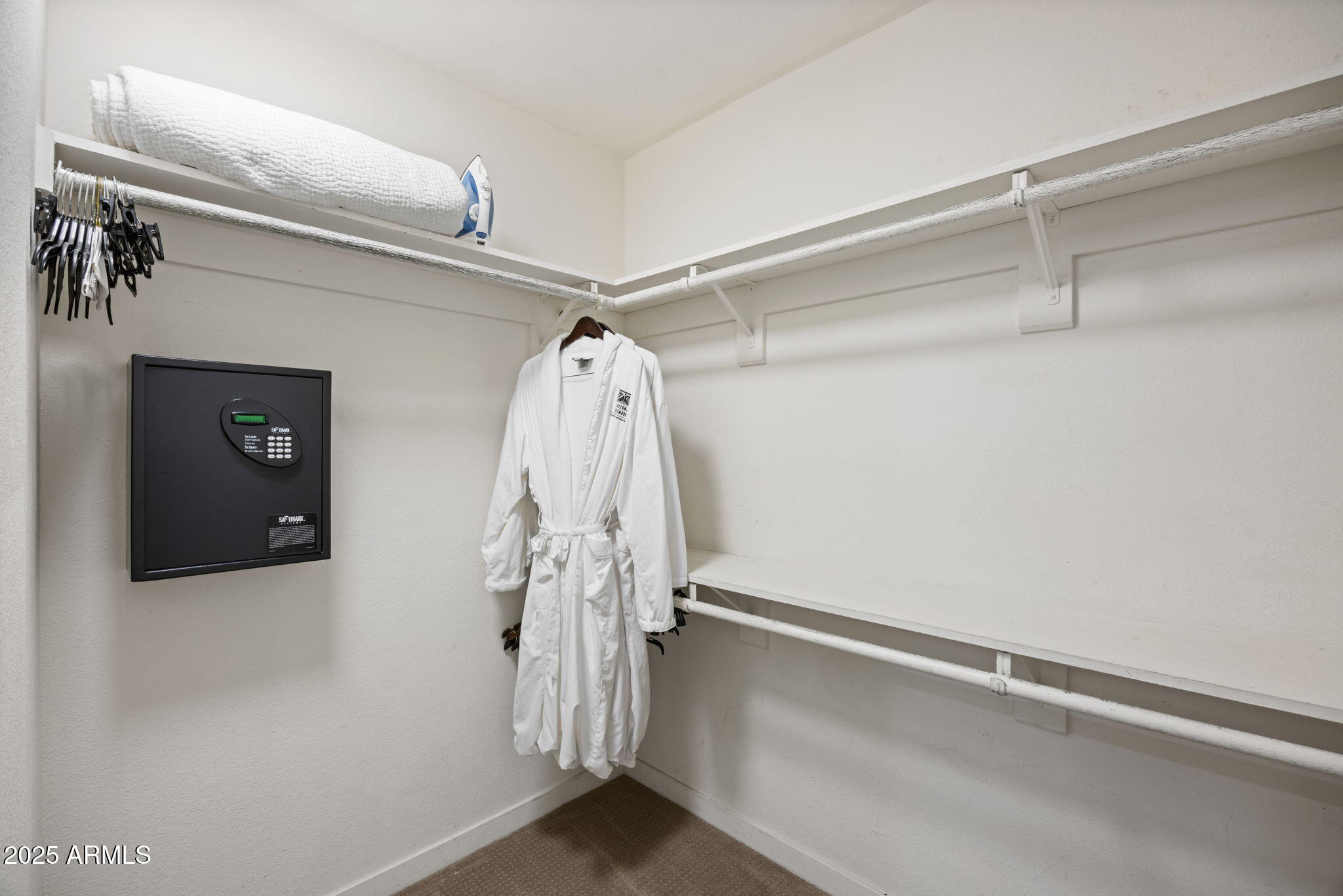 2802 E CAMINO ACEQUIA Drive # 8