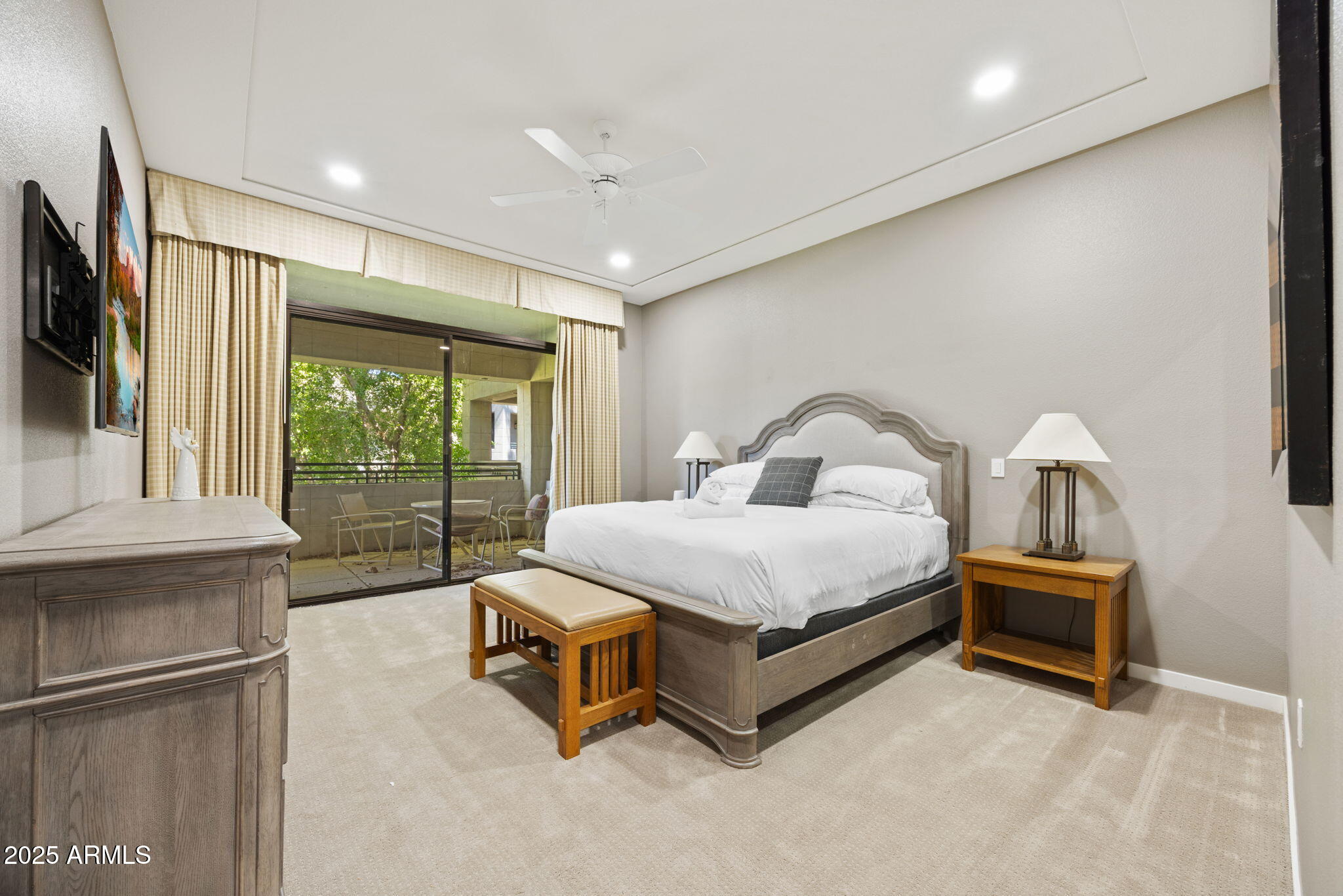 2802 E CAMINO ACEQUIA Drive # 8