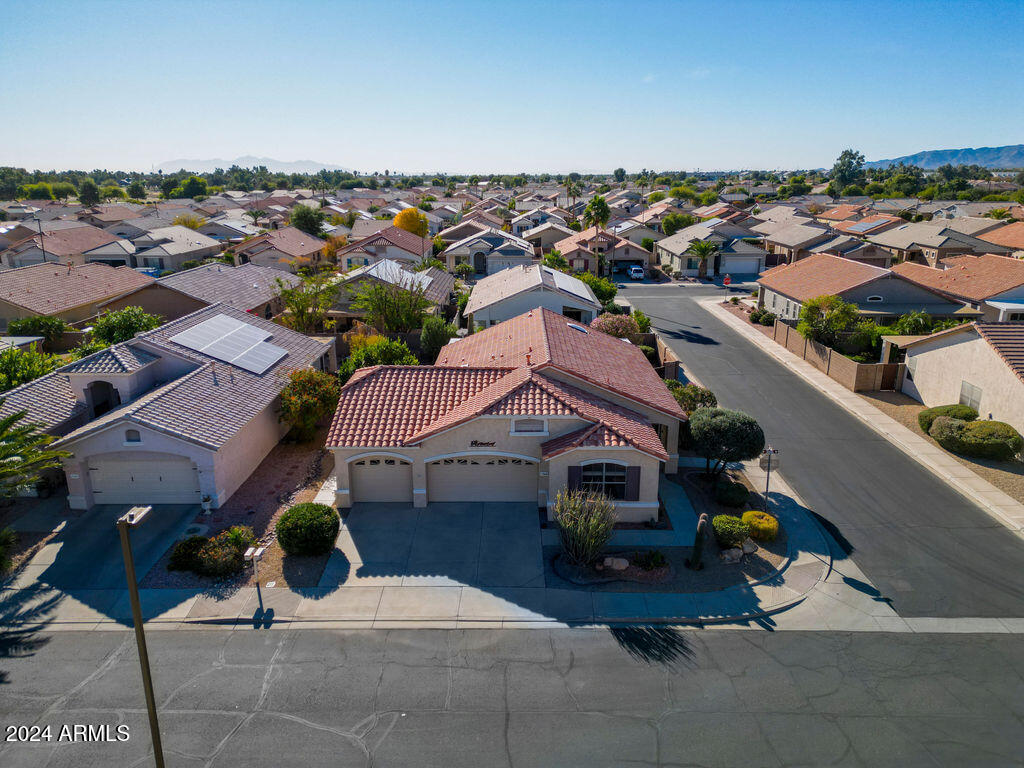 17649 W STINSON Drive