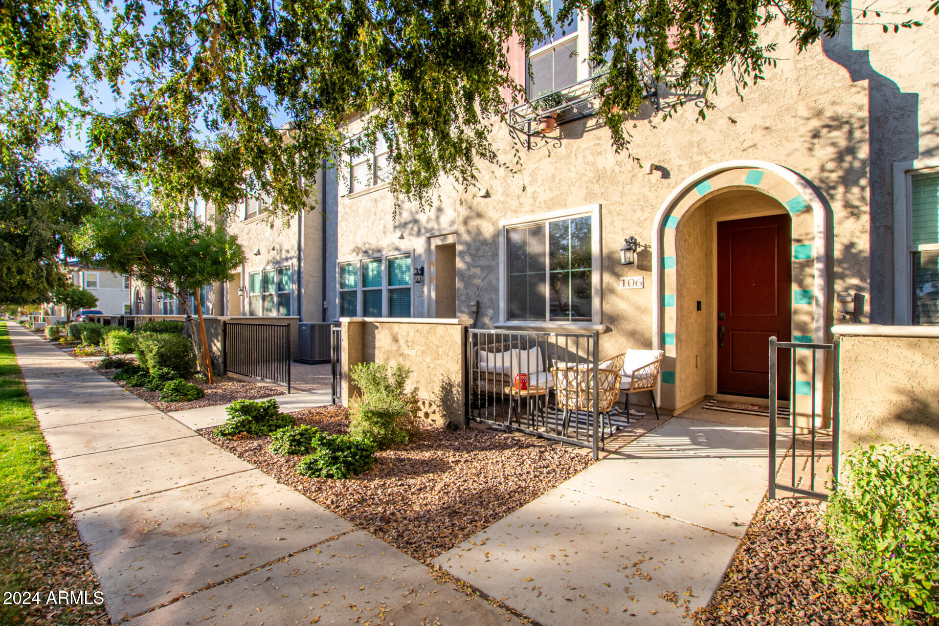 1959 E HAMPTON Lane # 106