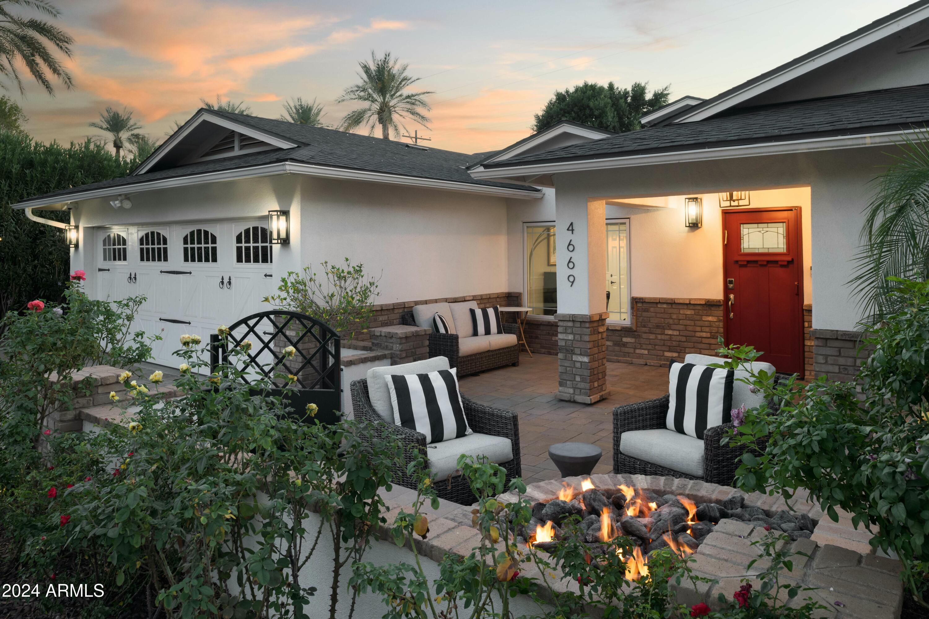 4669 E Calle Redonda --