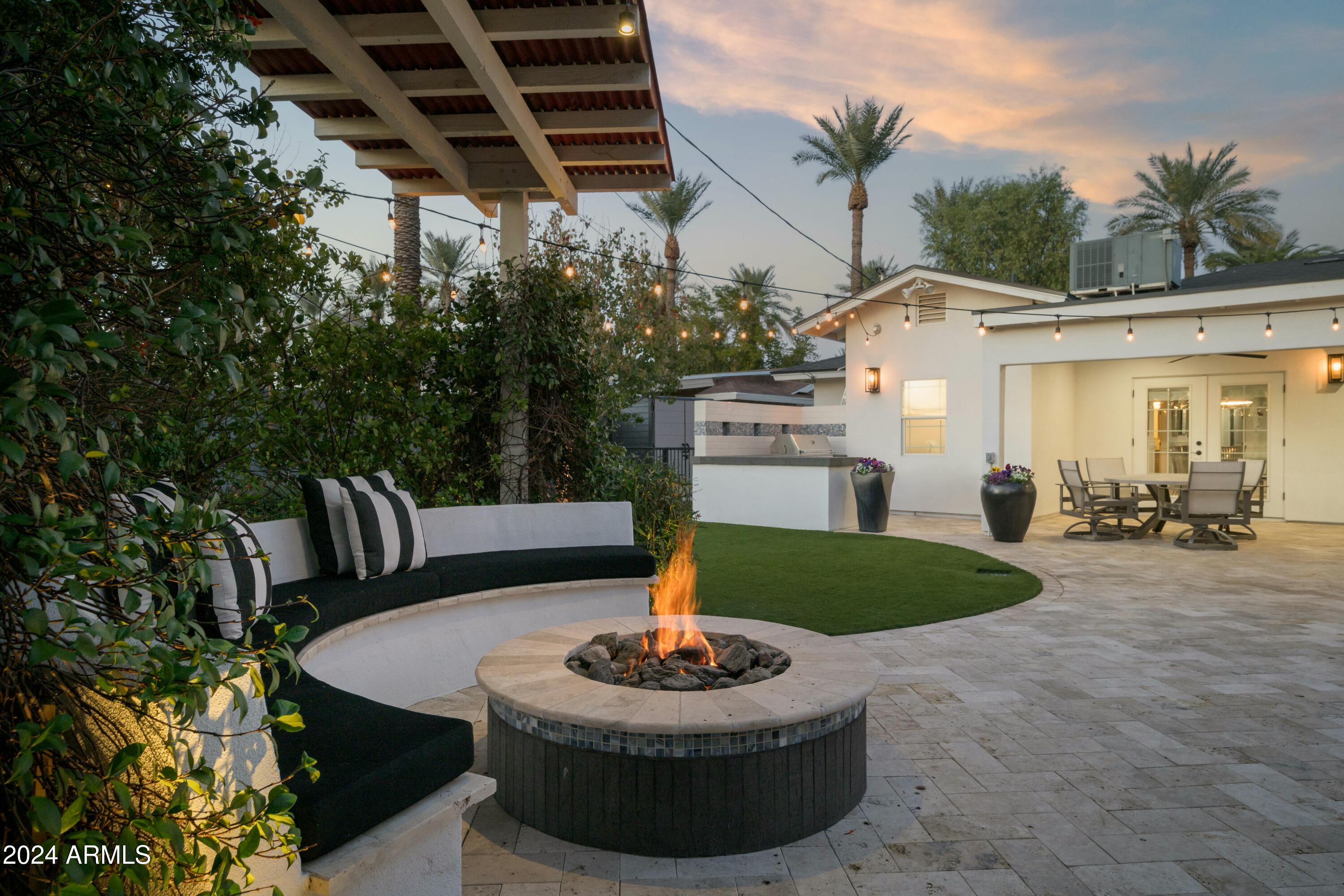 4669 E Calle Redonda --