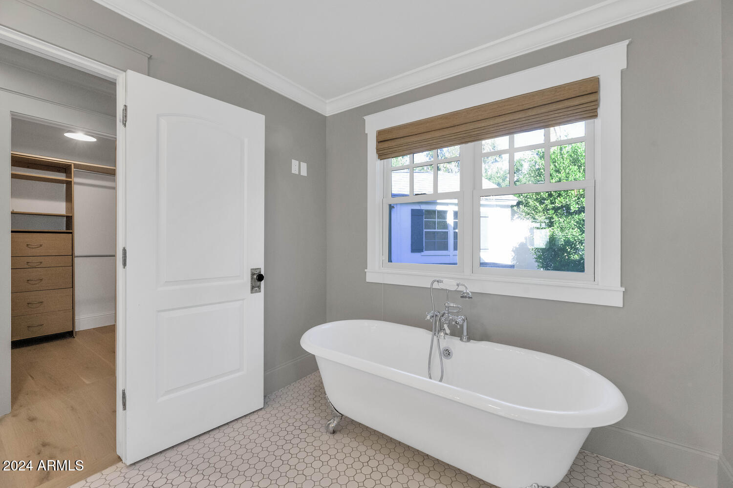 5010 E CALLE REDONDA --