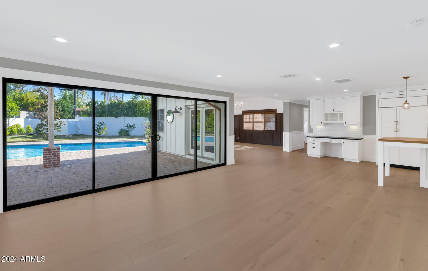 5010 E CALLE REDONDA --