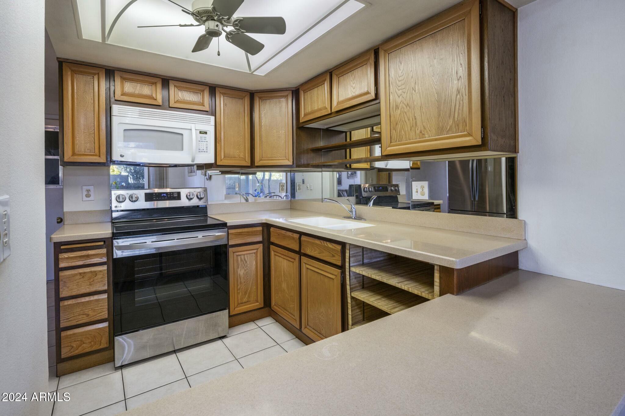 8414 N CENTRAL Avenue # A