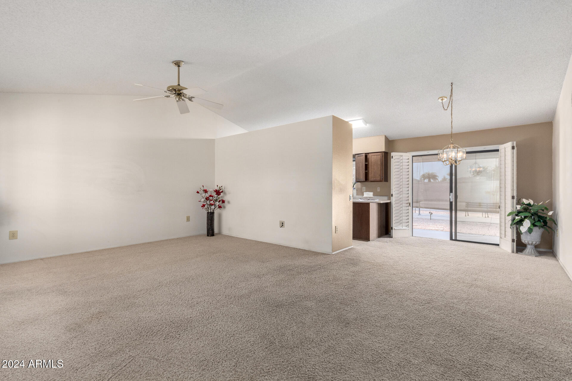 17218 N DESERT GLEN Drive