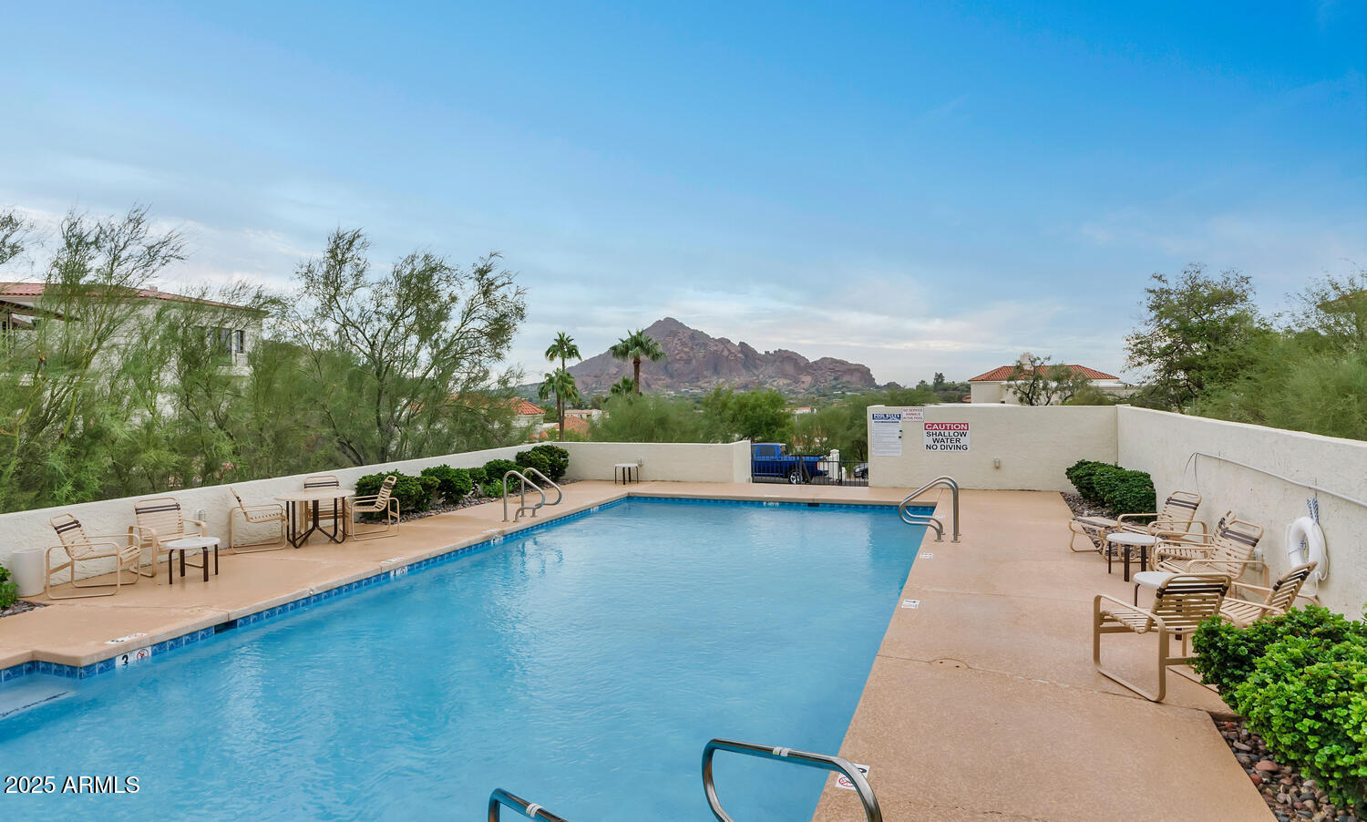 3800 E LINCOLN Drive # 1